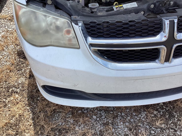 2014-dodge-grand-caravan-image-5