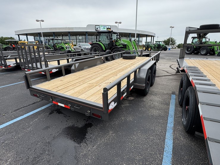 2026-bellwether-premier-20'-heavy-duty-pipe-top-trailer-image-6