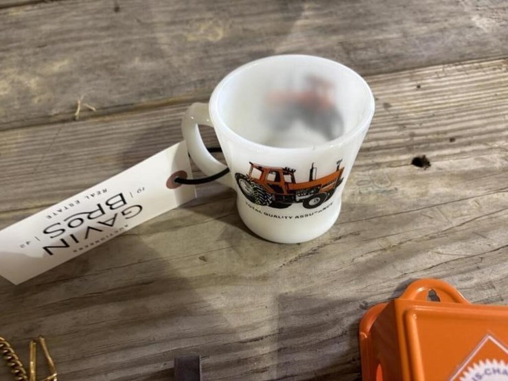 allis-chalmers-collectibles---four-items-image-3