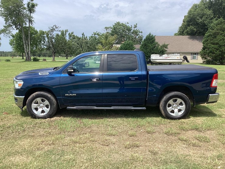 2021-dodge-1500-image-8