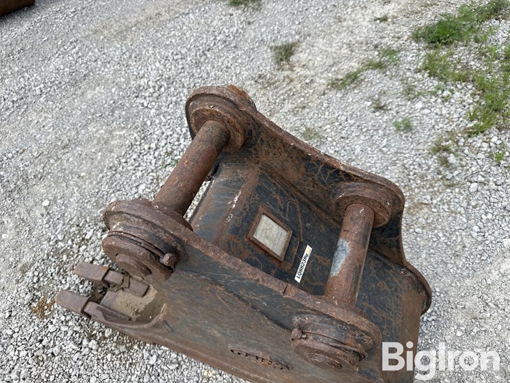 geith-12”-mini-excavator-bucket-image-9