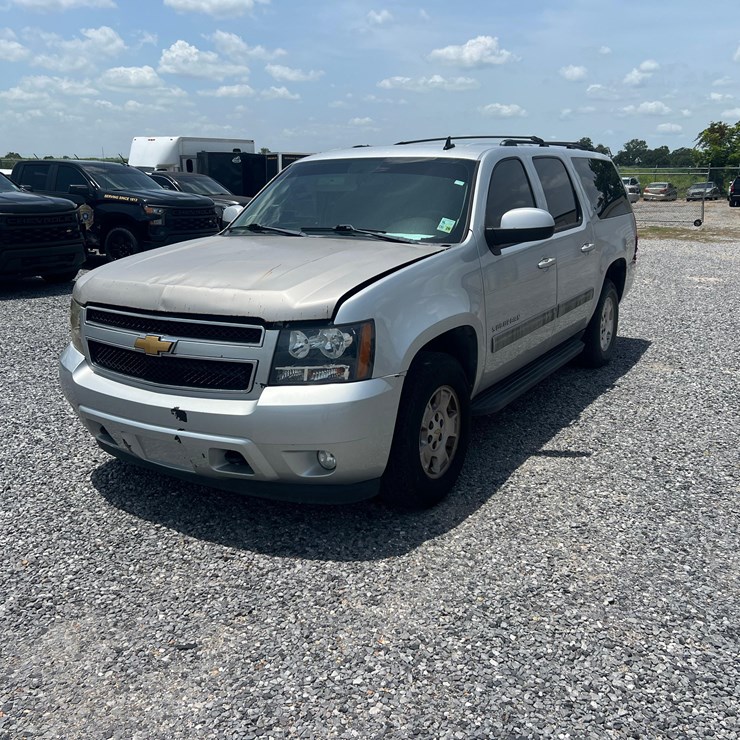 2012 CHEVROLET SUBURBAN