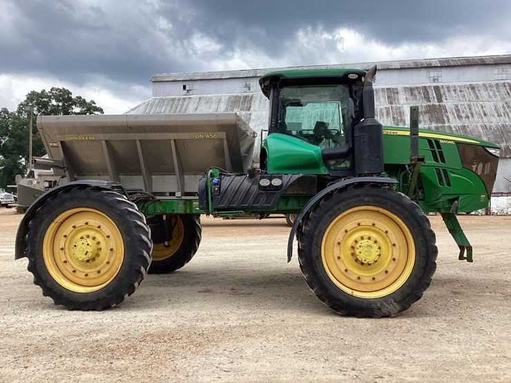 2020-john-deere-r4045-image-4