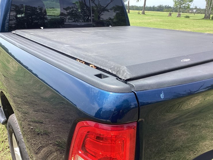 2021-dodge-1500-image-37
