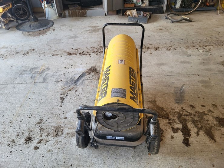 master-mh-135t-kfa-salamander-heater-image-4