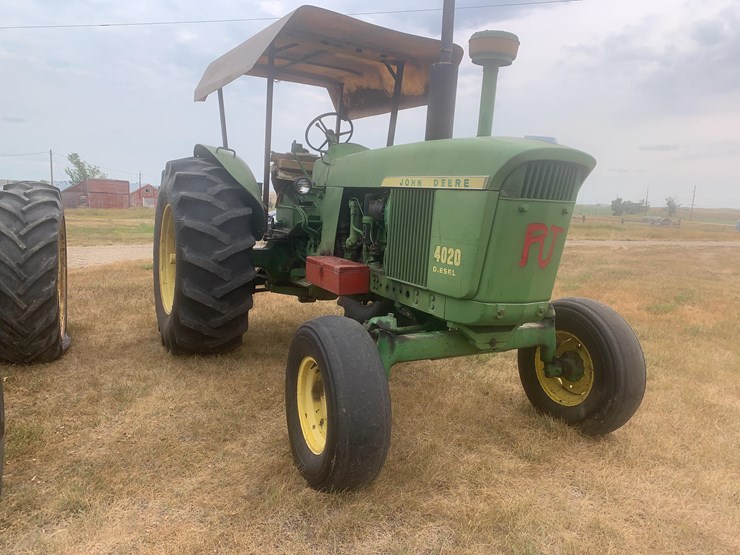 john-deere-4020-image-3