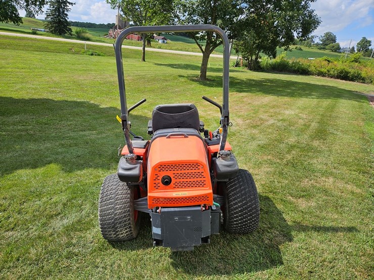 kubota-zd326s-image-4