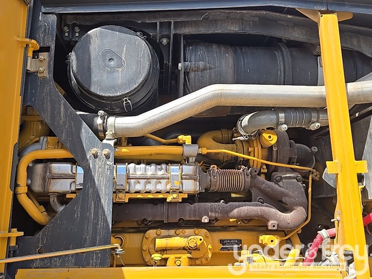 2012-deere-670gp-image-41
