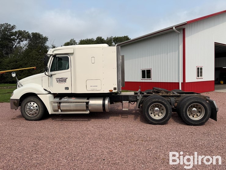 2003-freightliner-columbia-t/a-truck-tractor-image-8