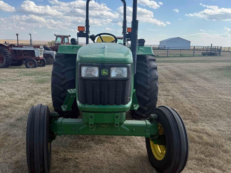 john-deere-5075e-image-3