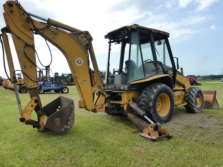 2004-caterpillar-416d-image-3
