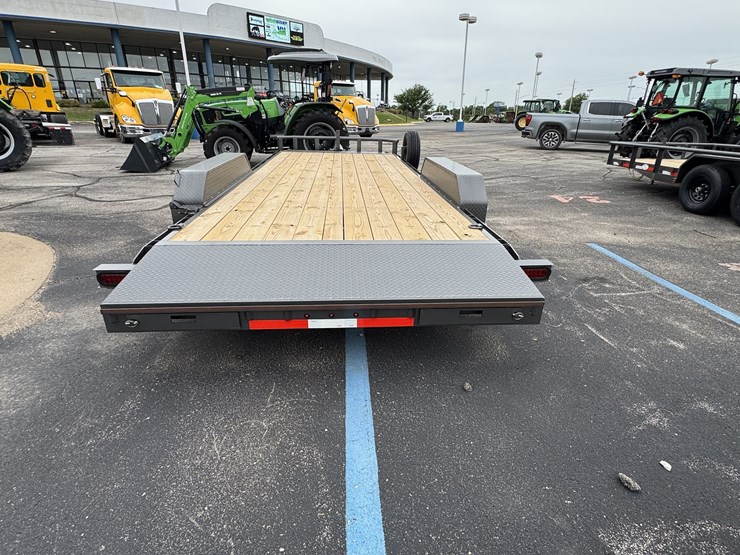 2026-bellwether-premier-18'+2'-car-hauler-trailer-image-6