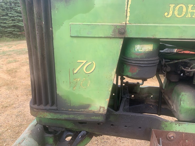 john-deere-70-image-11
