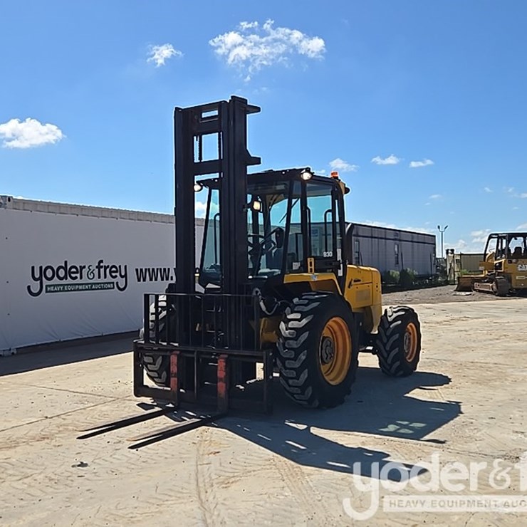 2018 JCB 930