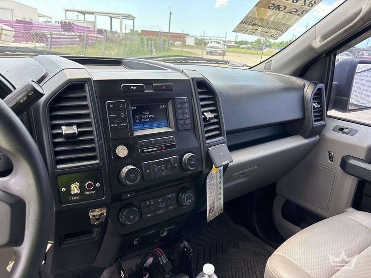 2015-ford-f150-image-18