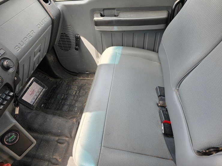 ford-f750-image-25