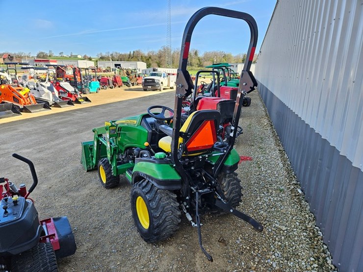 john-deere-1025r-image-3