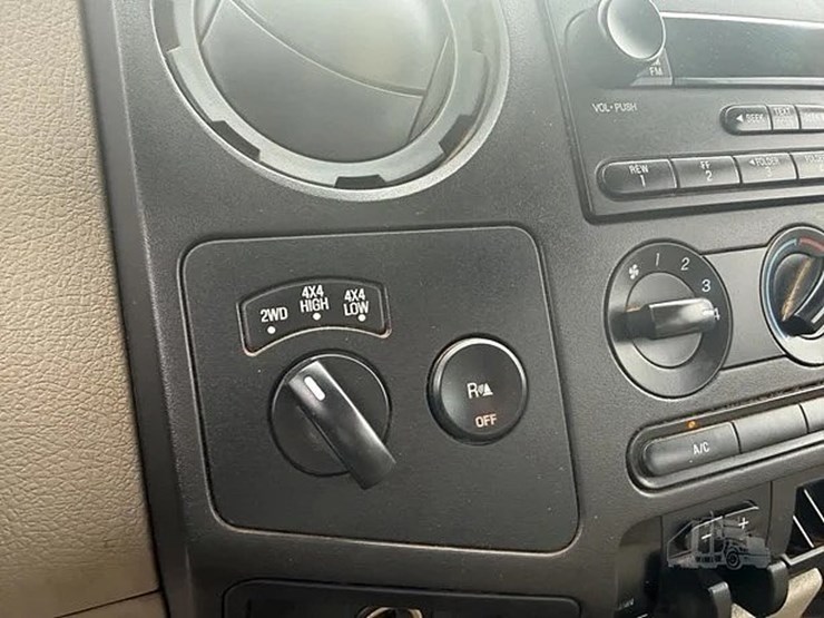 2008-ford-f350-image-13