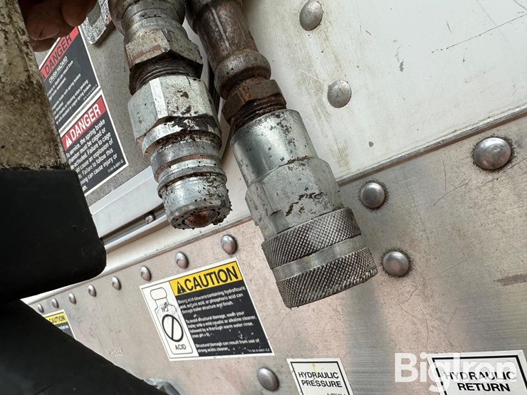 2012-wilson-dwbt-650-image-15