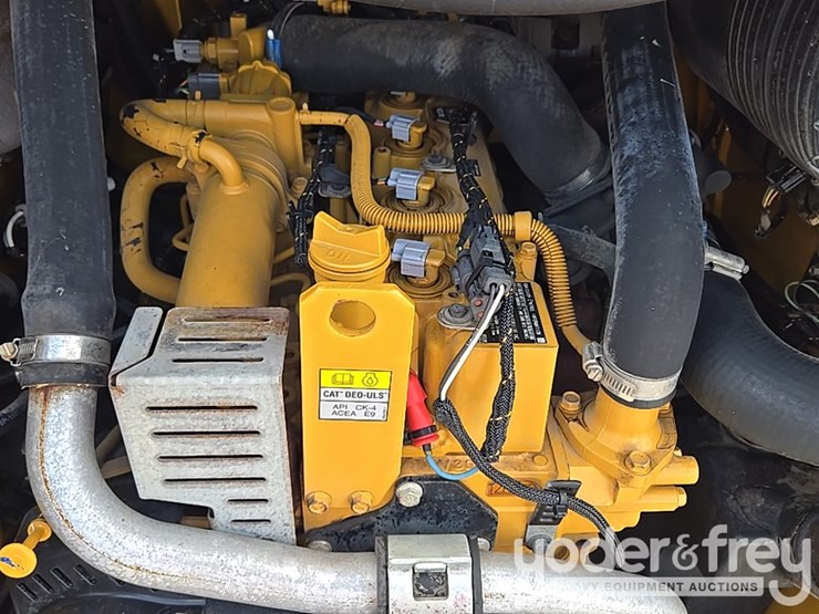 2024-caterpillar-259d3-image-31