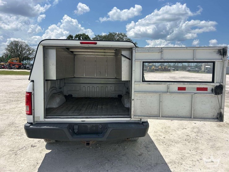2017-ford-f150-image-19