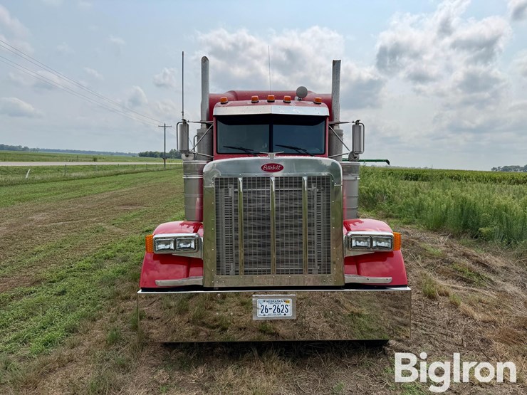 2005-peterbilt-379-image-2