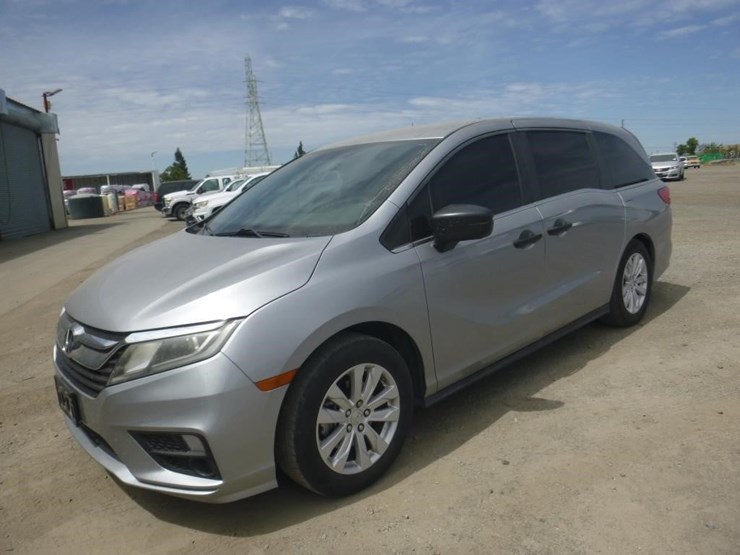 2018-honda-odyssey-image-1