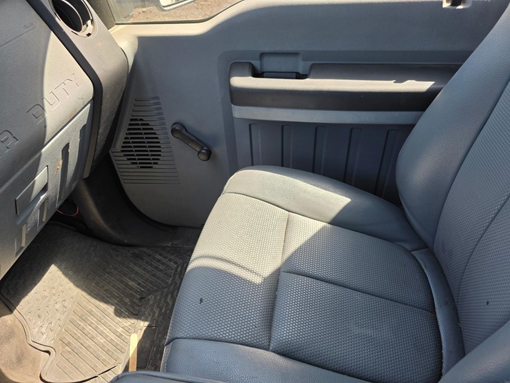 f450-utility-service-truck-image-8