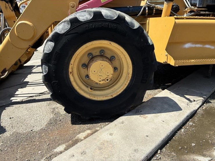 2008-caterpillar-430e-image-21