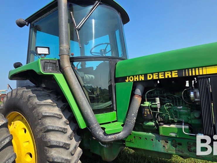 1993-john-deere-4760-image-10