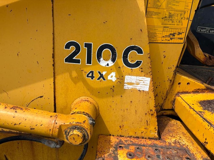 deere-210c-image-15