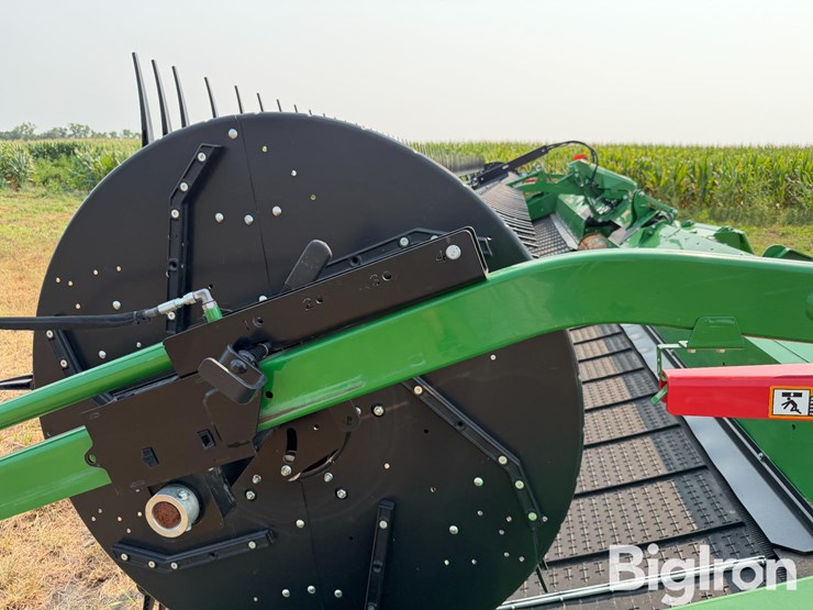 2024-john-deere-hd40f-image-10