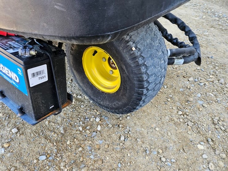 2015-john-deere-2653b-image-16