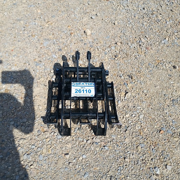 #26110 • Grapple Mini Excavator Attachment