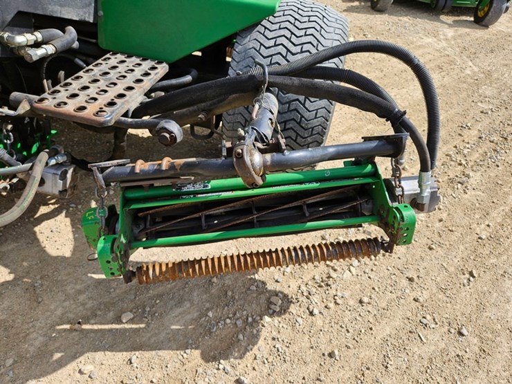 john-deere-3225b-image-9