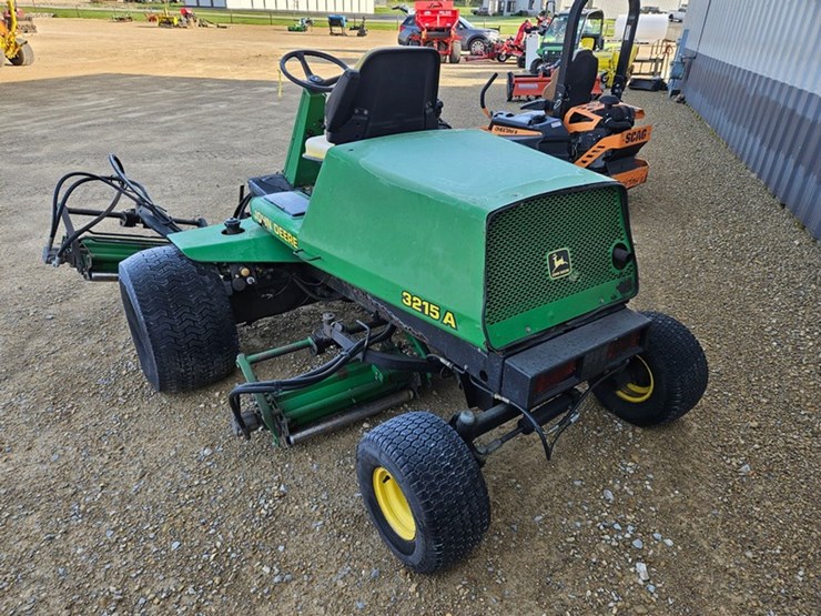 john-deere-3215a-image-3