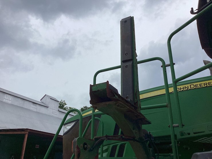 2020-john-deere-r4045-image-16