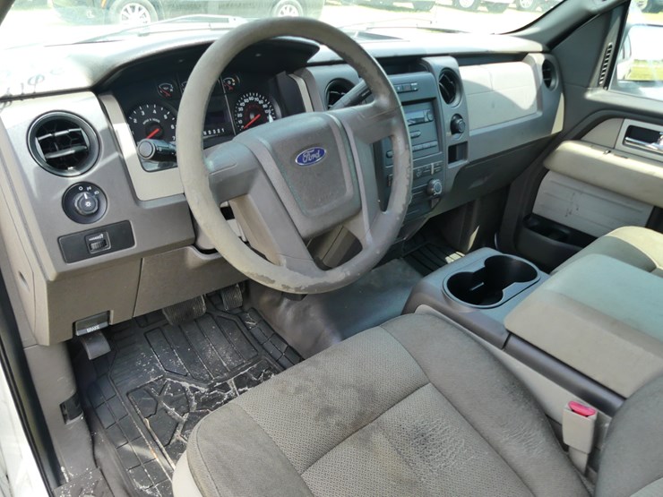 2010-ford-f150-xl-image-14