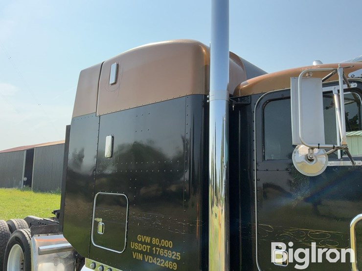 1997-peterbilt-379-image-20