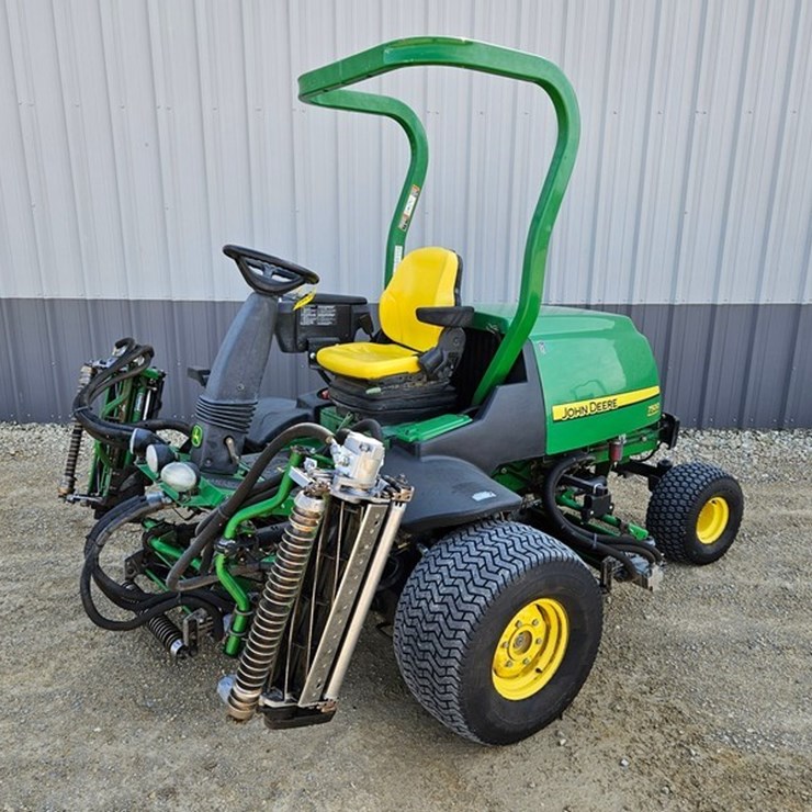 JOHN DEERE 7500