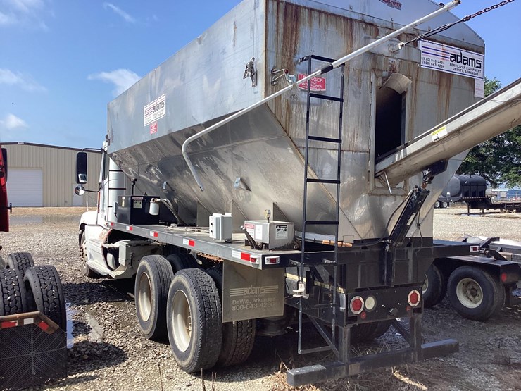 2006-freightliner-cst-120-tender-truck-image-11
