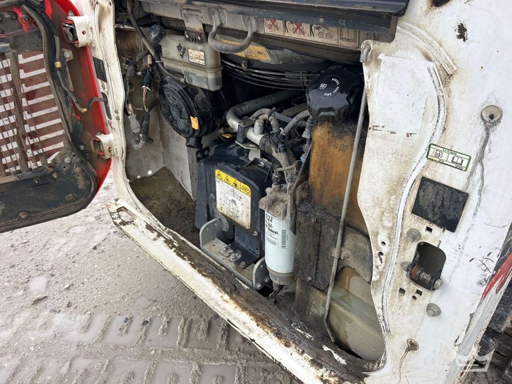 2022-bobcat-t76-image-8