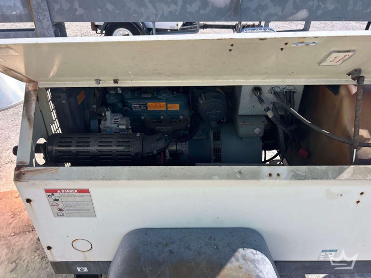 2011-terex-rl4000-image-11