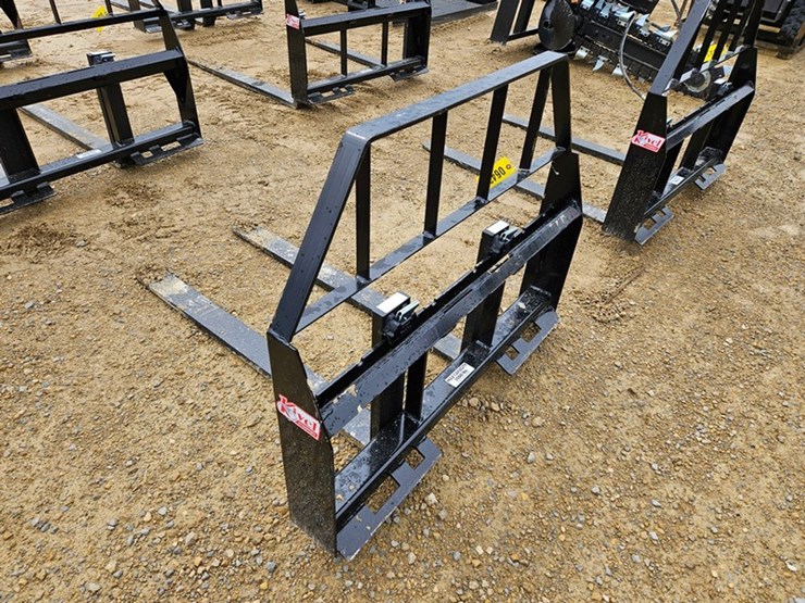 #224-•-kivel-48"-3500-lb-pallet-fork-image-3