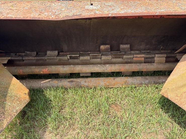 avco-new-idea-9-foot-flail-mower-image-6