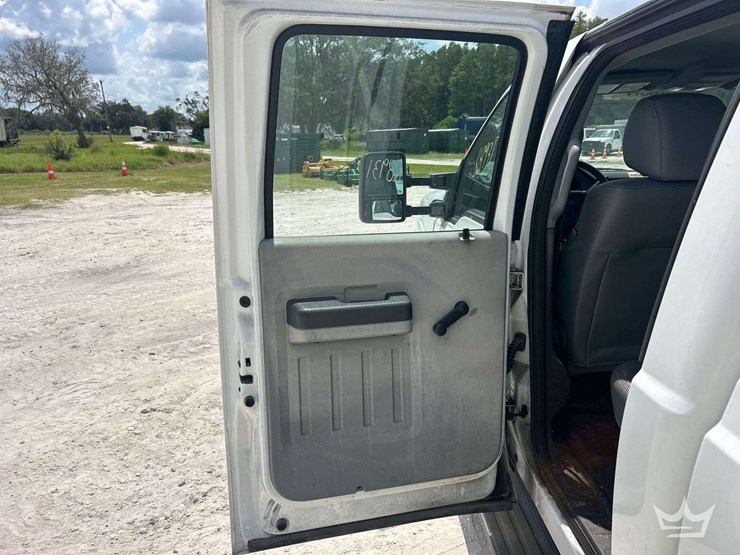 2015-ford-f350-image-17