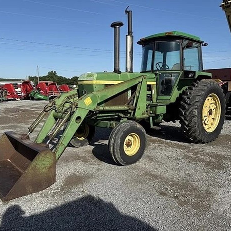 1976 JOHN DEERE 4430