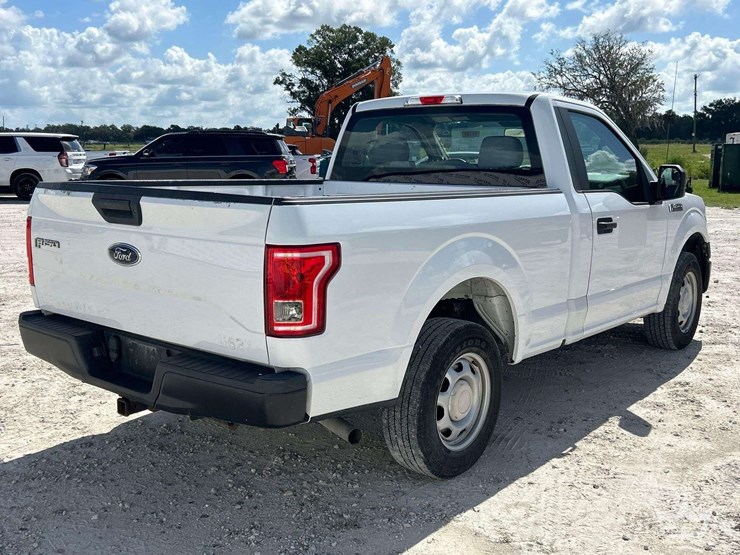2017-ford-f150-image-3