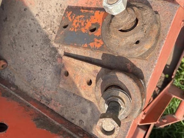 allis-chalmers-model-72-all-crop-harvestor-image-6