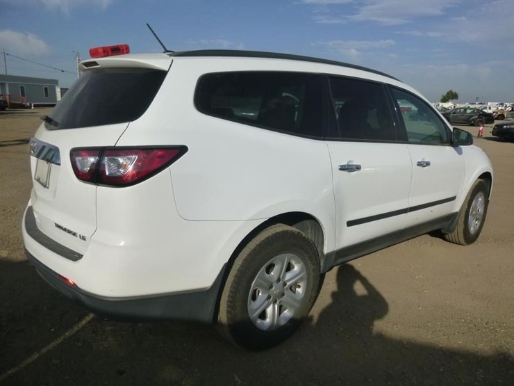 2015-chevrolet-traverse-image-4